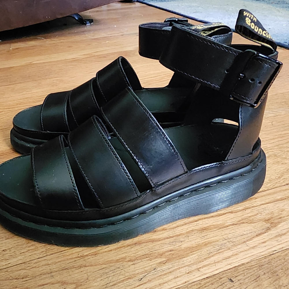 Dr. Martens Clarissa II Women’s Leather Strap Sandals NEW Sz 41 Black Platform